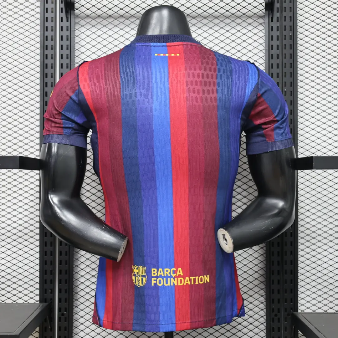 Foto 4 de Versión jugador 26/27 Barcelona local S-3XL