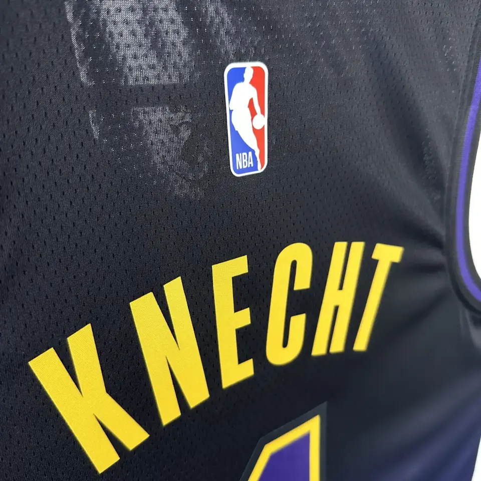 Foto 5 de Temporada 25 Los Angeles Lakers Edición City número 4 Knecht