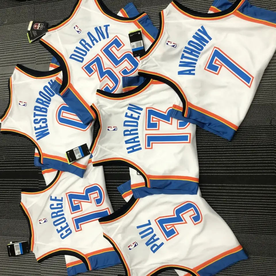Foto 1 de Camiseta blanca de los Thunder n.º 3 Paul