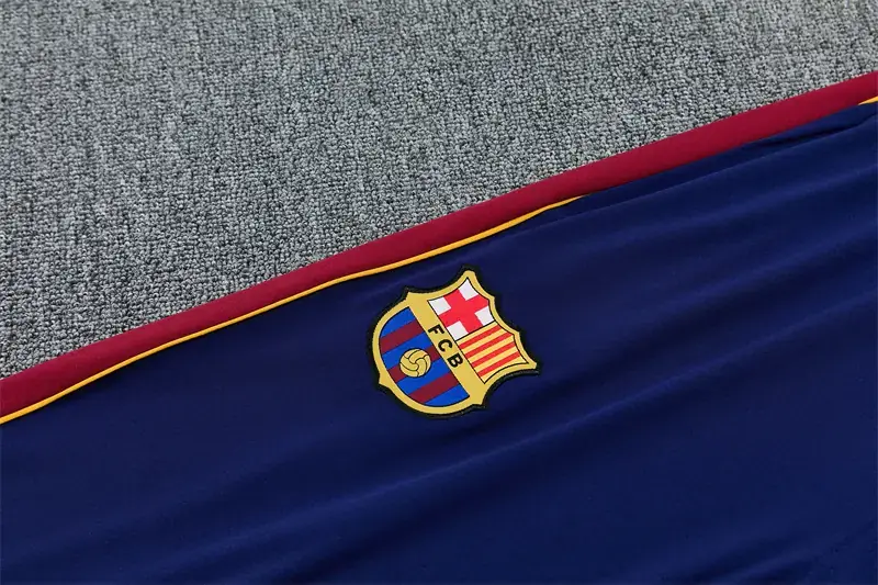 Foto 6 de Chándal · FC Barcelona · 26/27 · azul