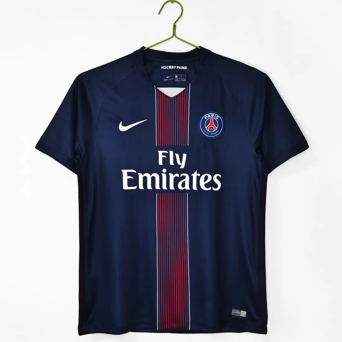 Foto 1 de Temporada 2016/17 Paris Saint-Germain local retro 8A