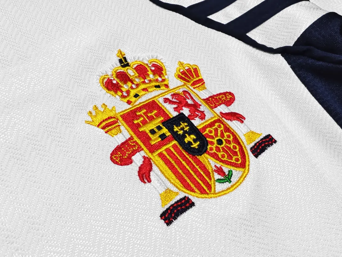 Foto 6 de Temporada 1998 España visitante retro blanco 8A
