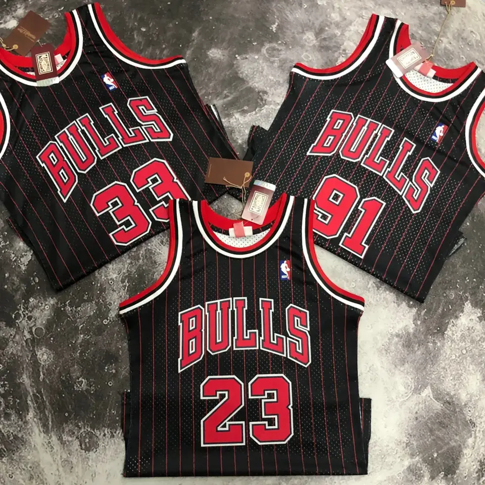Foto 5 de MN camiseta retro termoimpresa: SW Chicago Bulls temporada 96 rayas negras nº23 Jordan