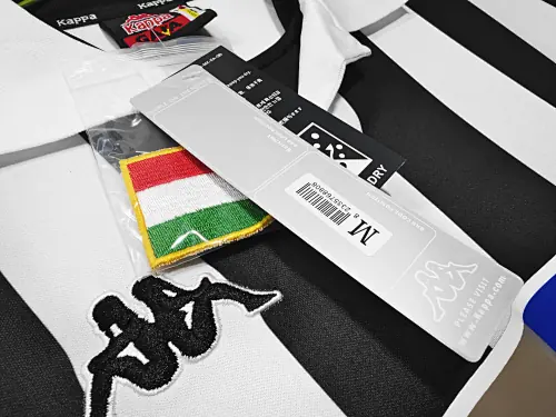 Foto 7 de Tallas SML, Temporada 1998/99 Juventus local retro camiseta 8A