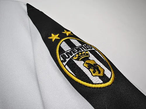 Foto 8 de Tallas SML, Temporada 1998/99 Juventus local retro camiseta 8A