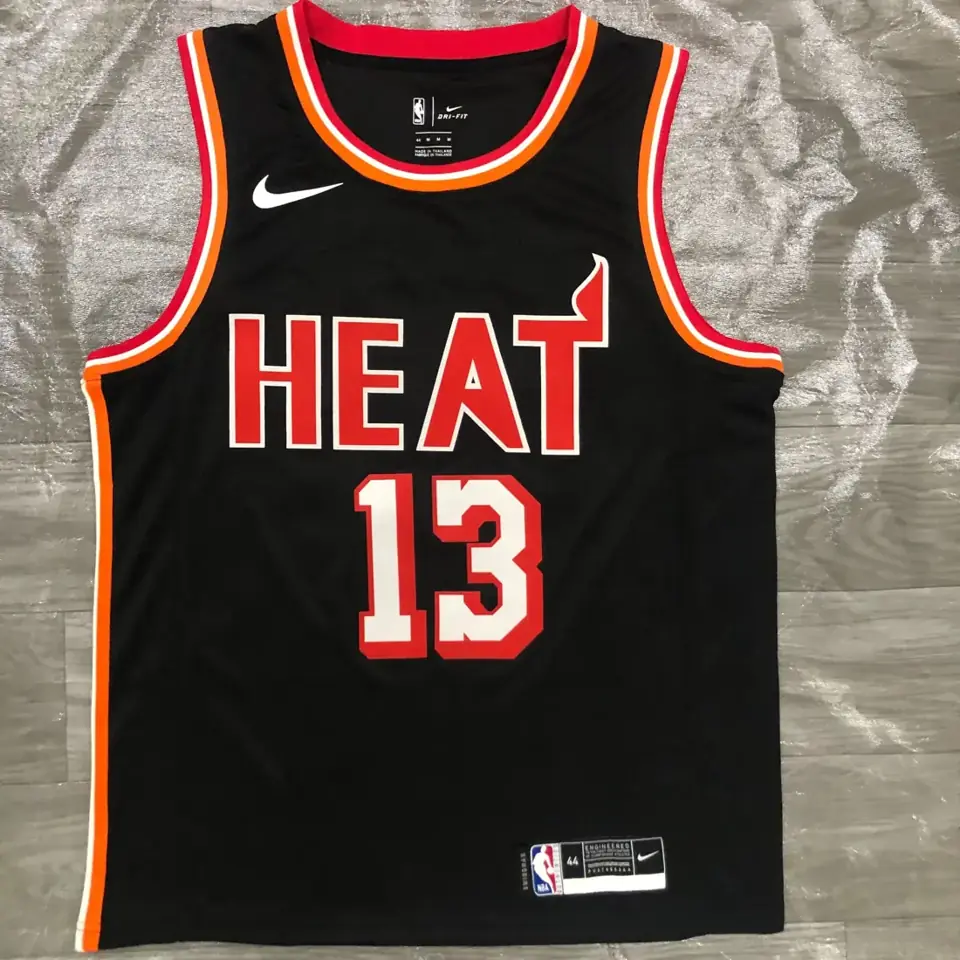 Foto 1 de Temporada 18 Miami Heat Noche retro negro nº 13 Adebayo
