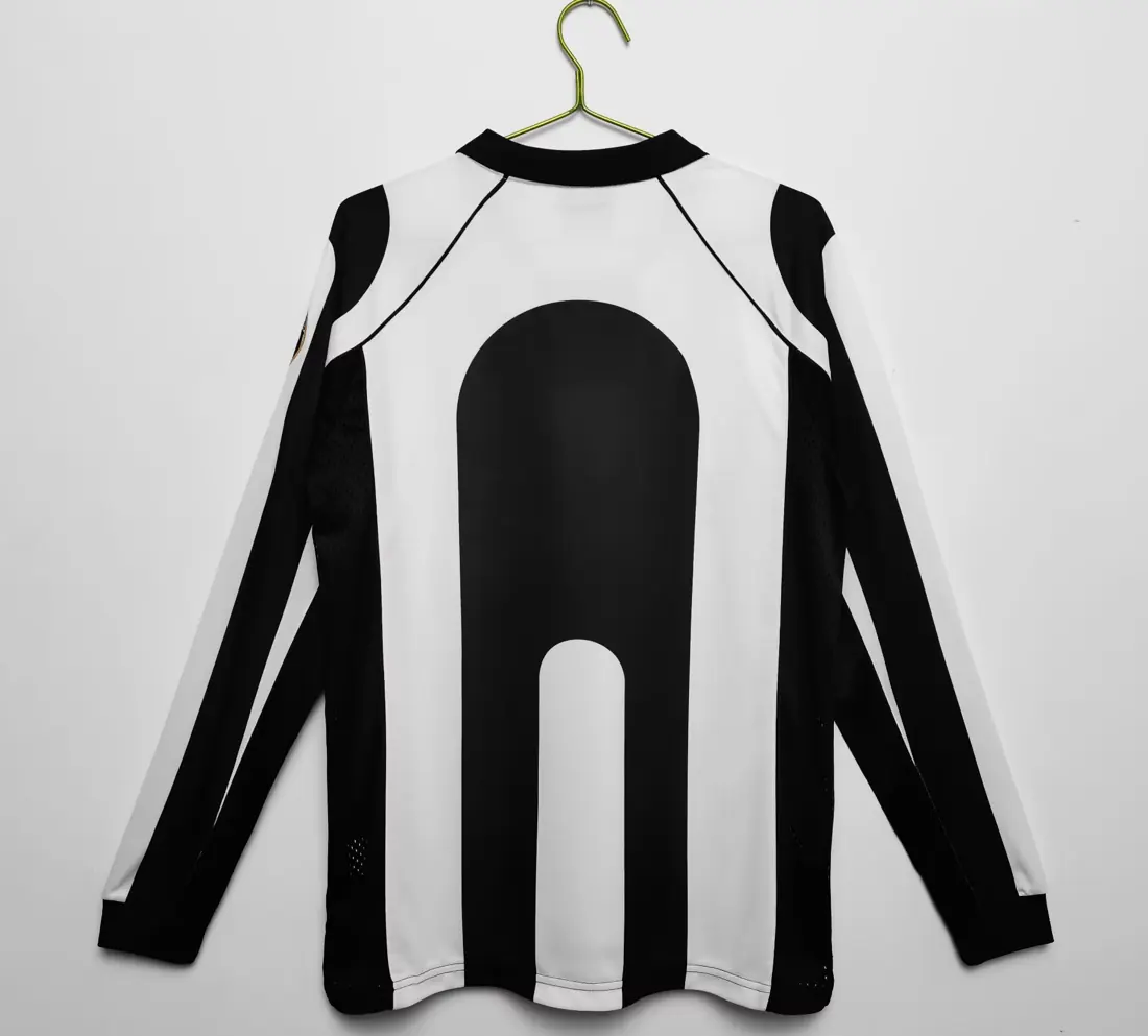 Foto 2 de Manga larga: temporada 1997/98 Juventus local retro 3B