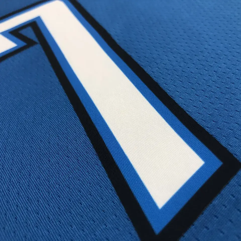 Foto 7 de Camiseta azul de los Thunder n.º 7 Anthony