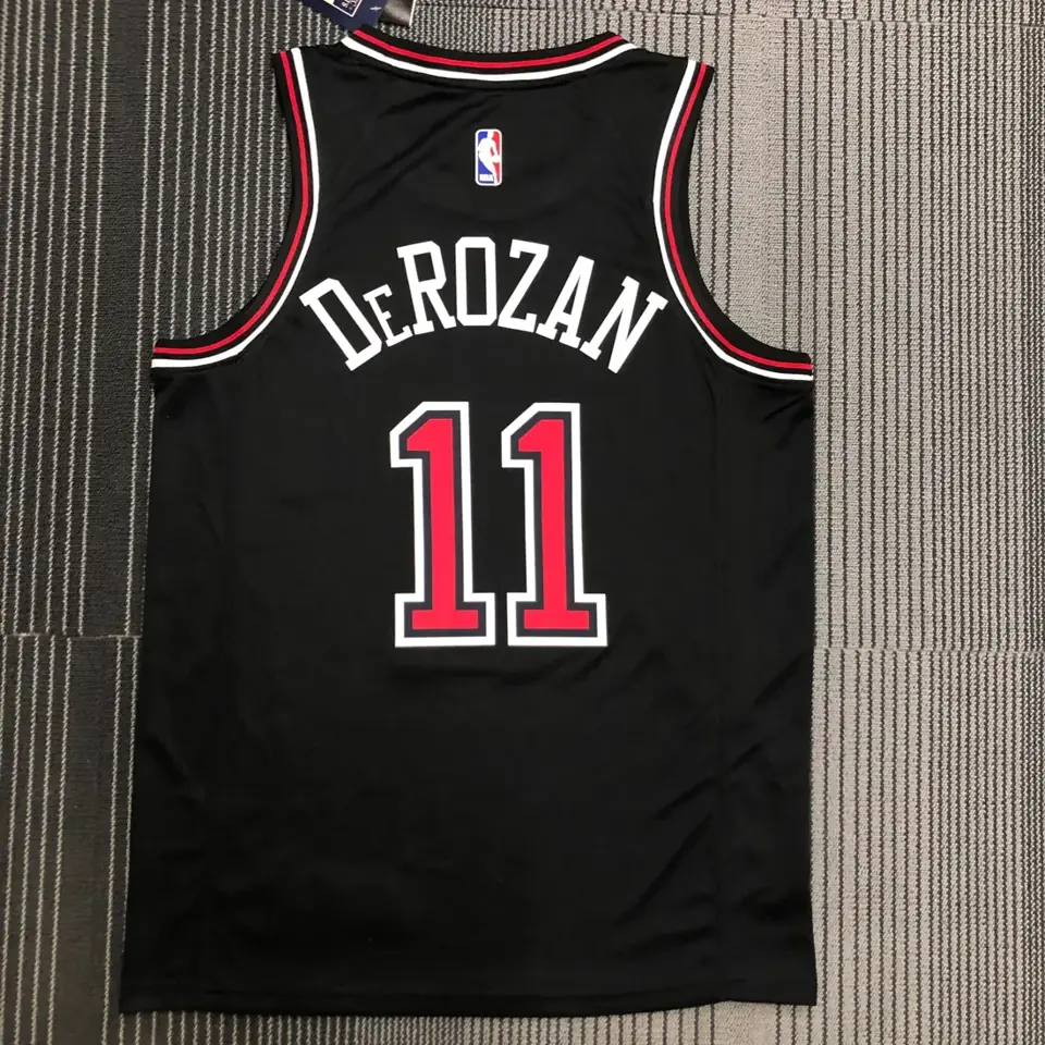 Foto 2 de Bulls negro #11 DeRozan