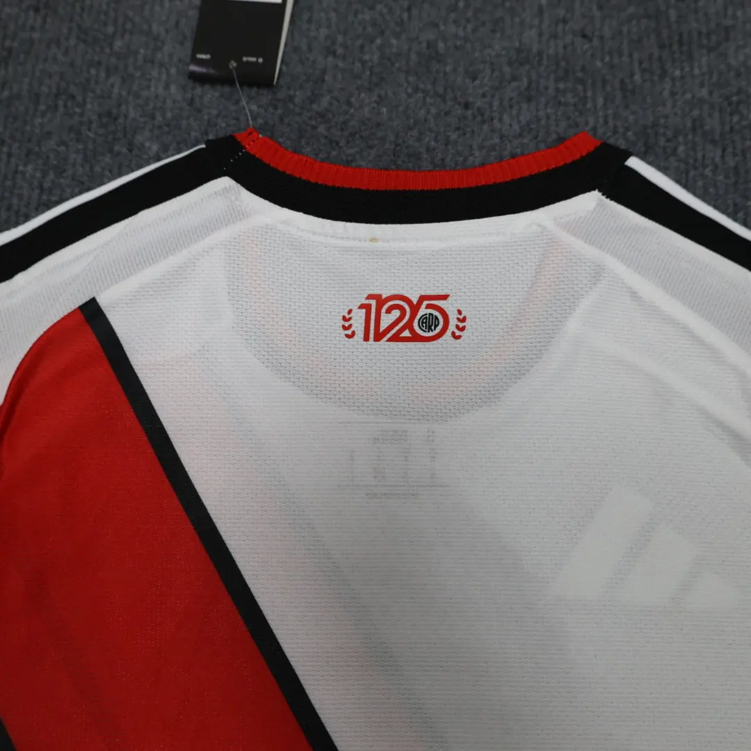 Foto 4 de Versión jugador 26-27 River Plate conjunto local S-2XL
