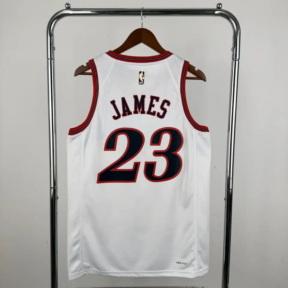 Foto 8 de Temporada 26 76ers retro blanco número 23 James
