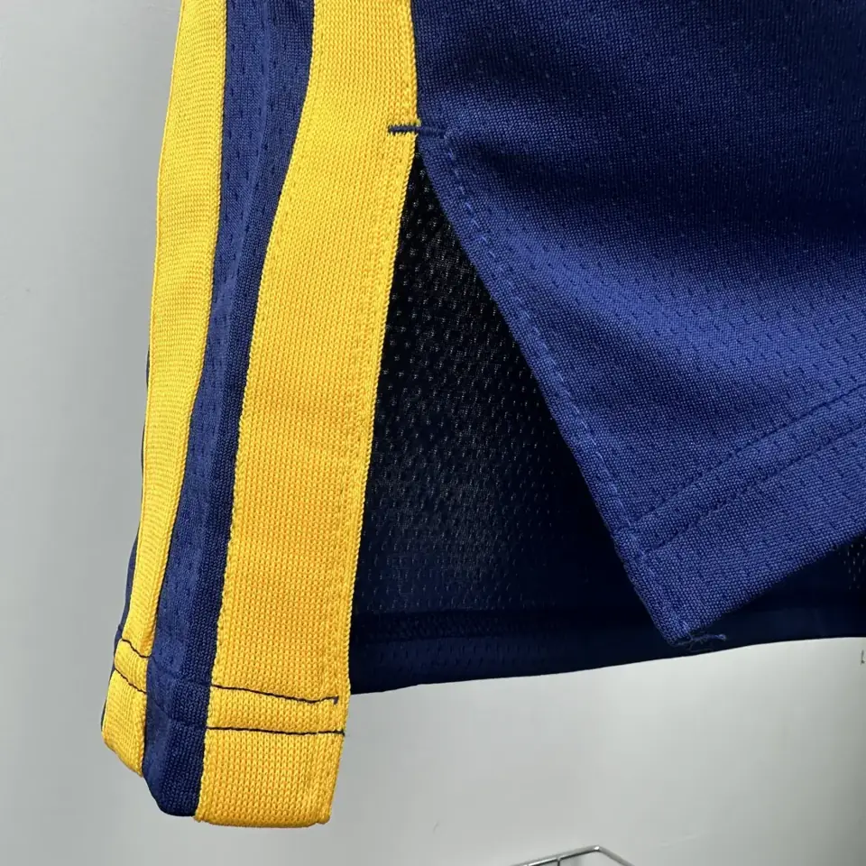 Foto 6 de Temporada 2023 Warriors Jumpman número 10 Butler