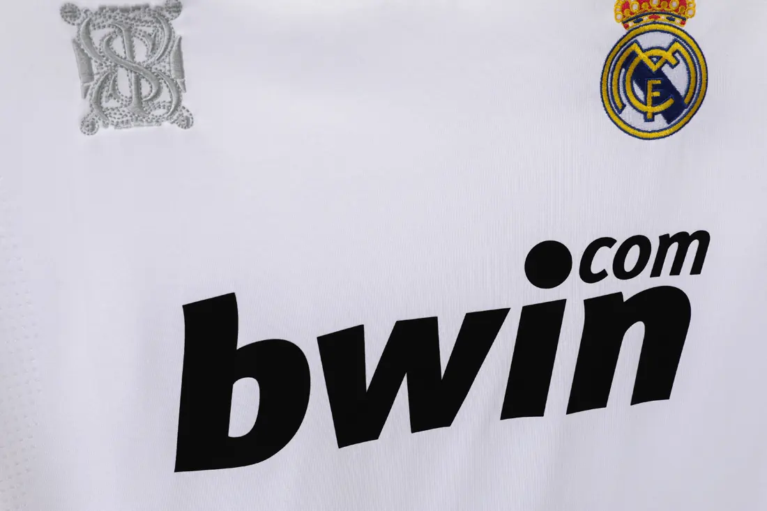 Foto 8 de Temporada 2009/10 Real Madrid local 8A