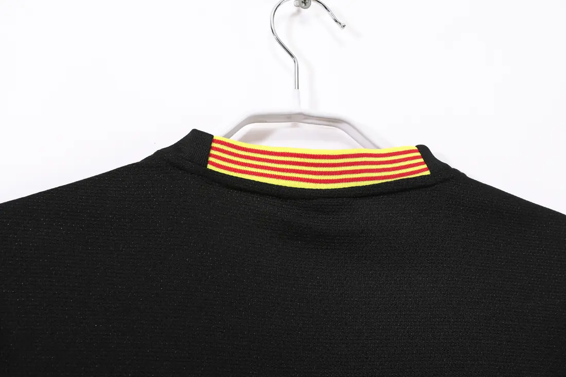 Foto 2 de Temporada 2013/14 FC Barcelona tercera negra retro 5A