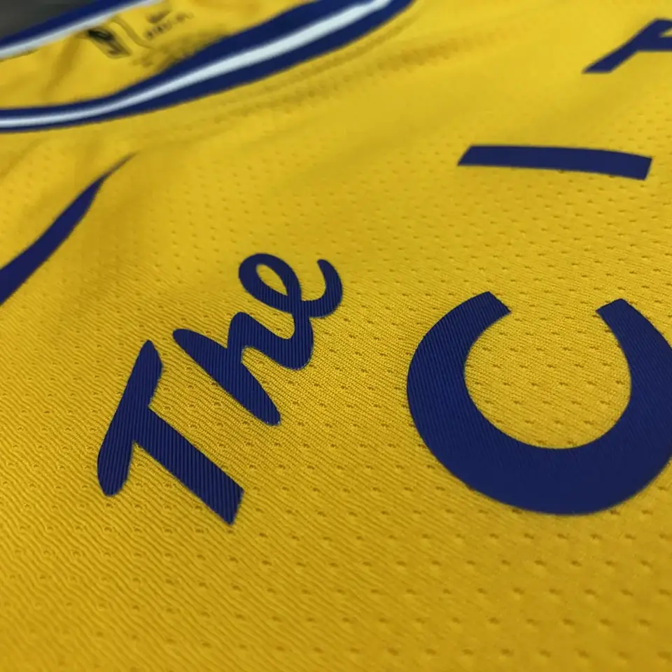 Foto 3 de Golden State Warriors edición tranvía, amarillo, nº 30 Stephen Curry
