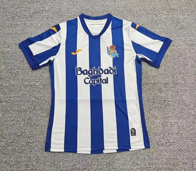 Real Sociedad primera equipación 26/27