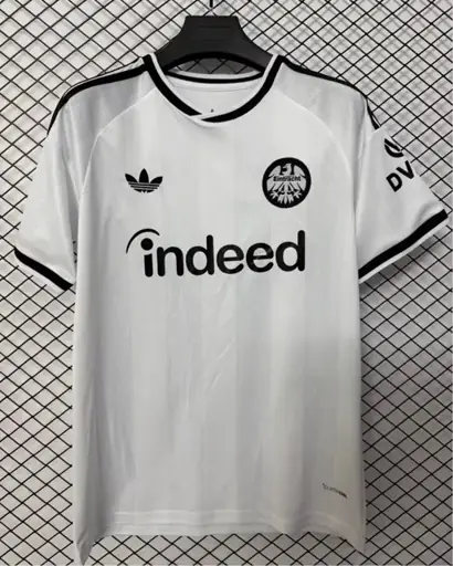 Eintracht Frankfurt segunda equipación 26/27